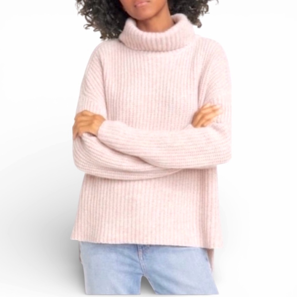 🔥220 Nordstrom Cashmere Pink Turtleneck Hi Low Sweater